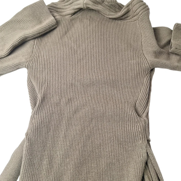 NWT Dion Lee Size XS/2 Warm Khaki Cable Cut-Out Back Tie Turtleneck Sweater - Picture 10 of 16